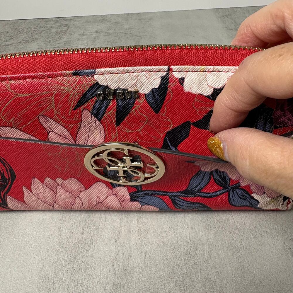 GUESS Red Floral Zip Around Wristlet Wallet Clutch - Picture 8 of 12
